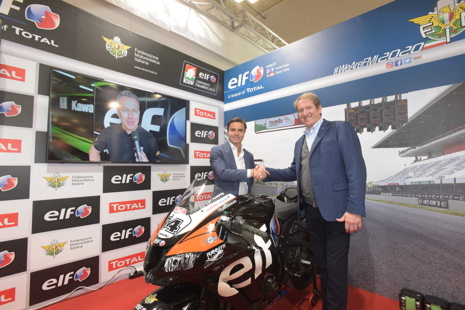 motoeauto-elf-total-eicma-tradeshow-01